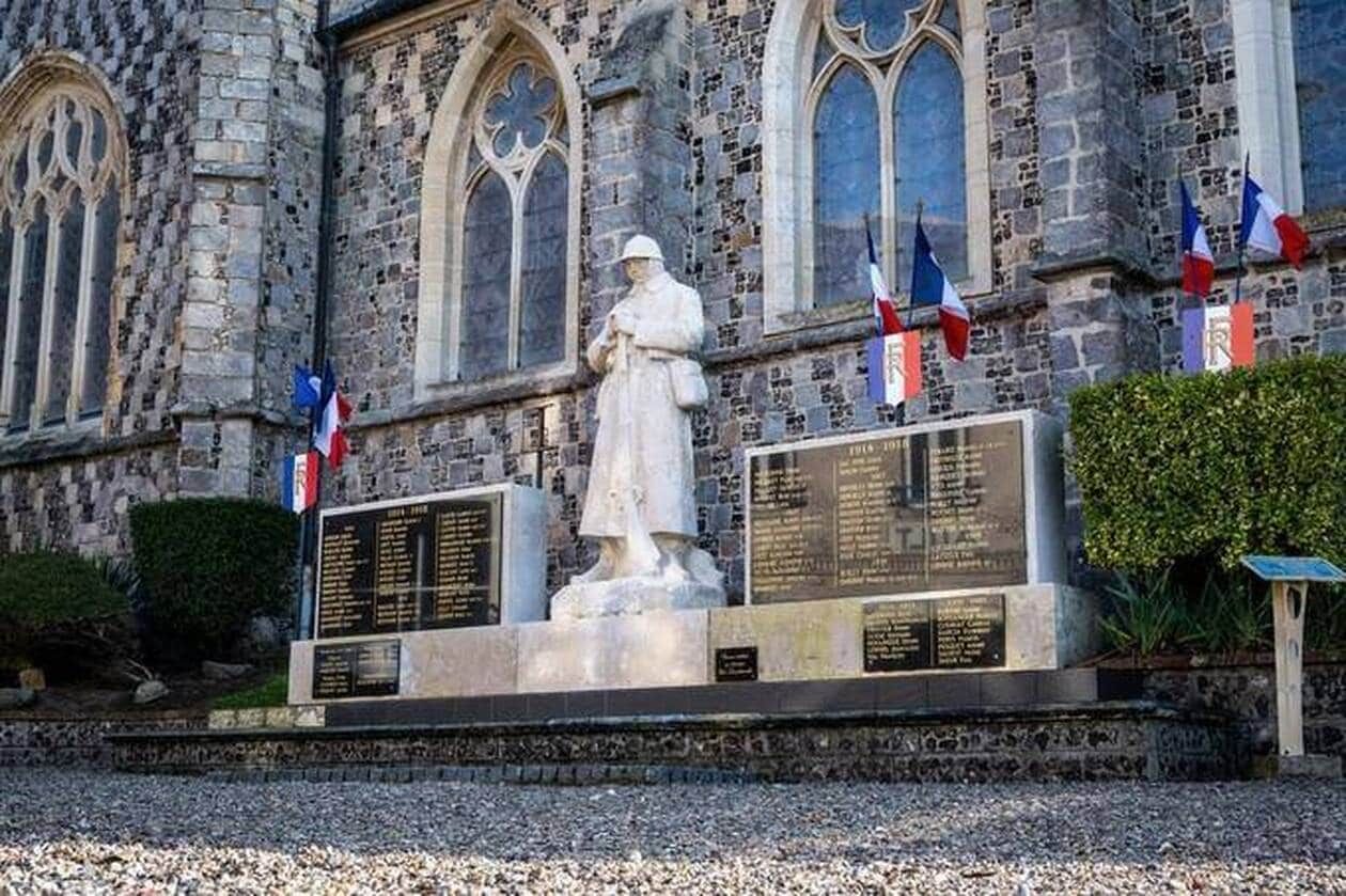 Le Monument aux Morts